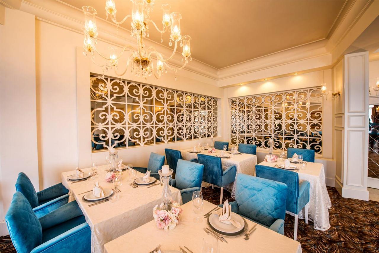 Vuni Palace Premium Hotel & Spa & Casino Beachfront Location ! Kyrenia  Exterior foto