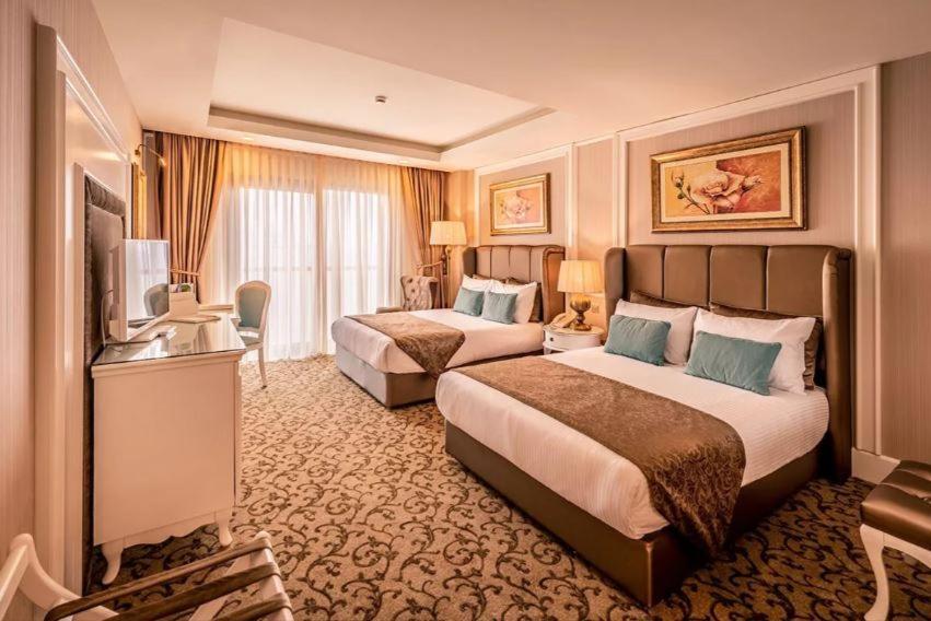 Vuni Palace Premium Hotel & Spa & Casino Beachfront Location ! Kyrenia  Exterior foto