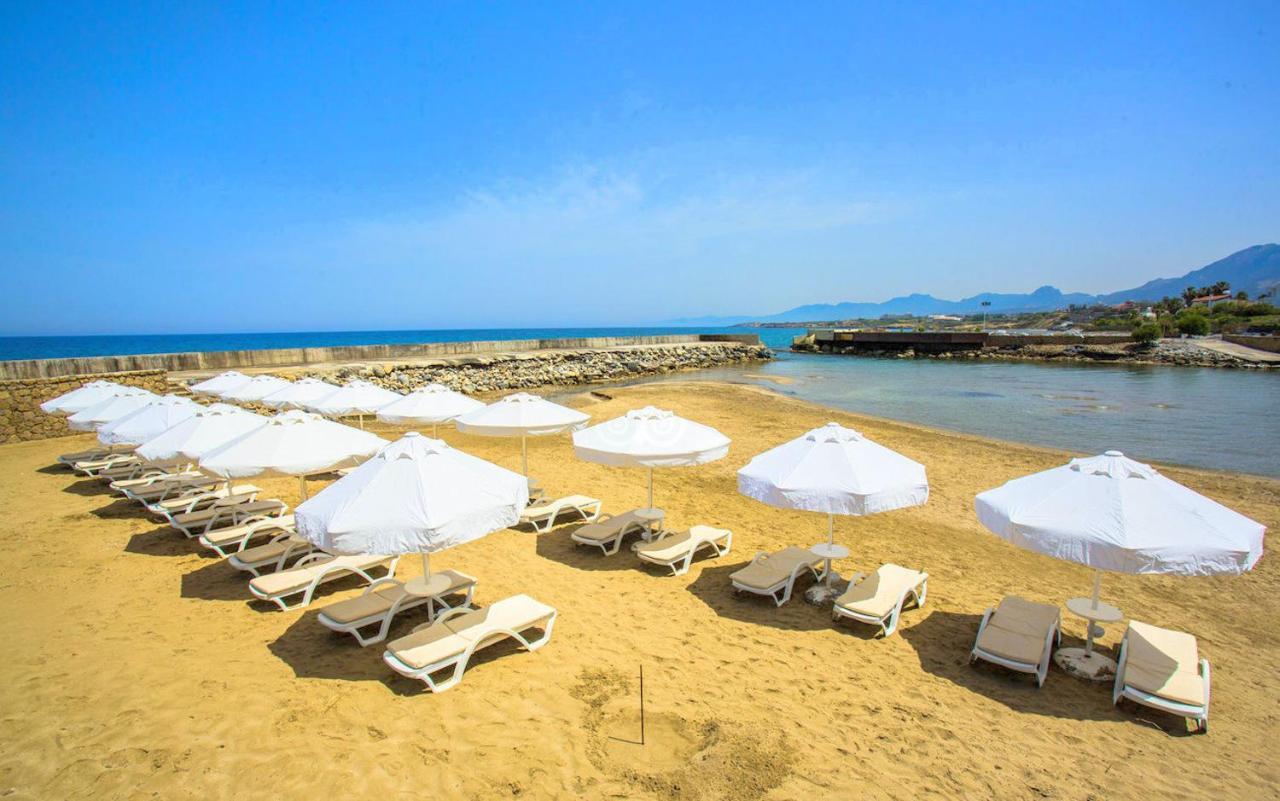 Vuni Palace Premium Hotel & Spa & Casino Beachfront Location ! Kyrenia  Exterior foto